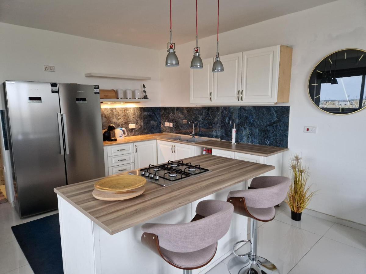 Town Pent House Leilighet Luqa Eksteriør bilde